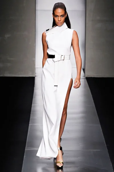 Look 1